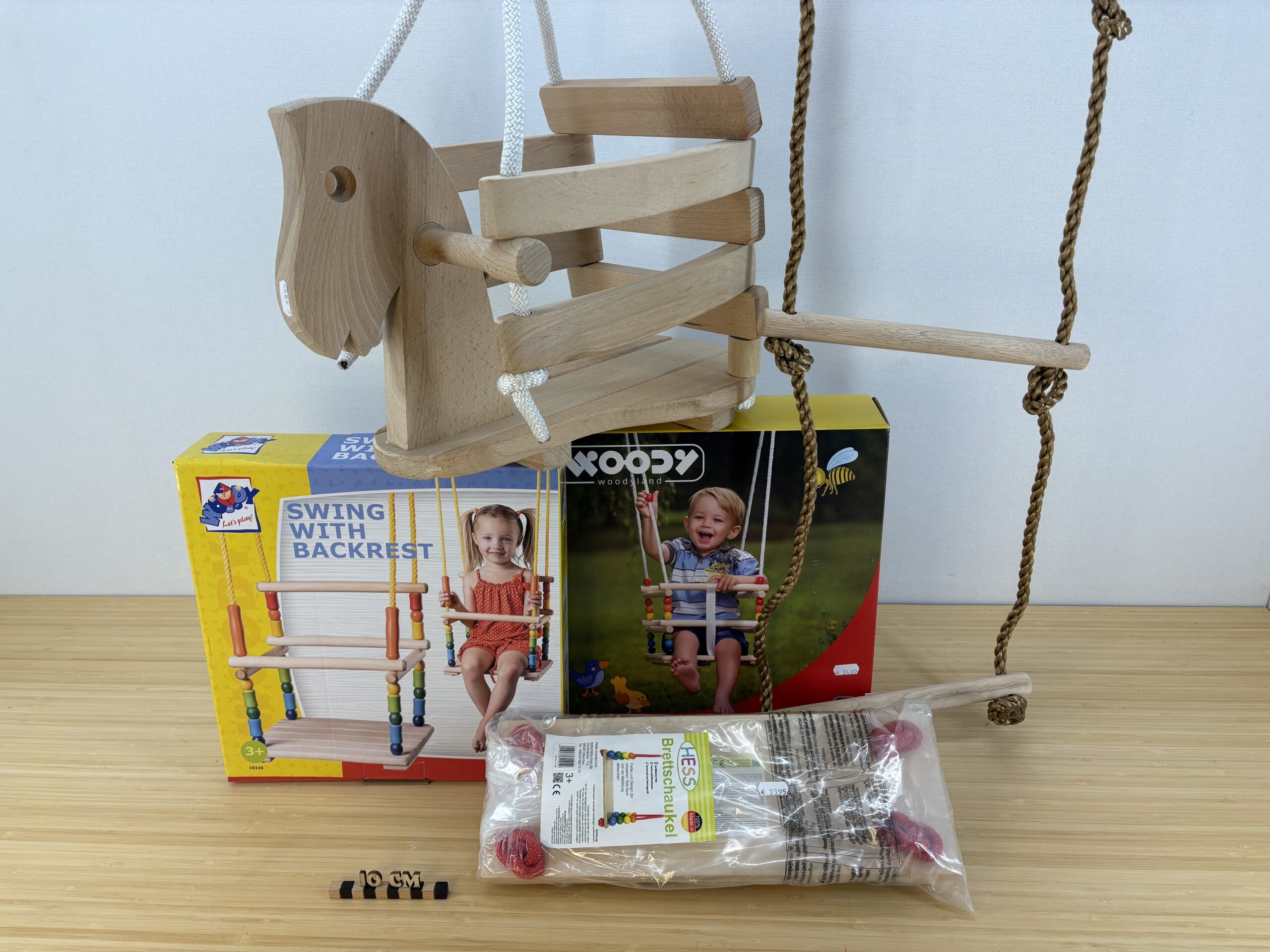 Onze collectie houten kinderschommels